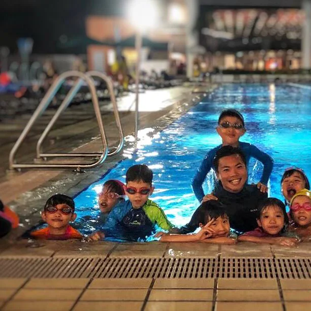 Tengah private swimming class